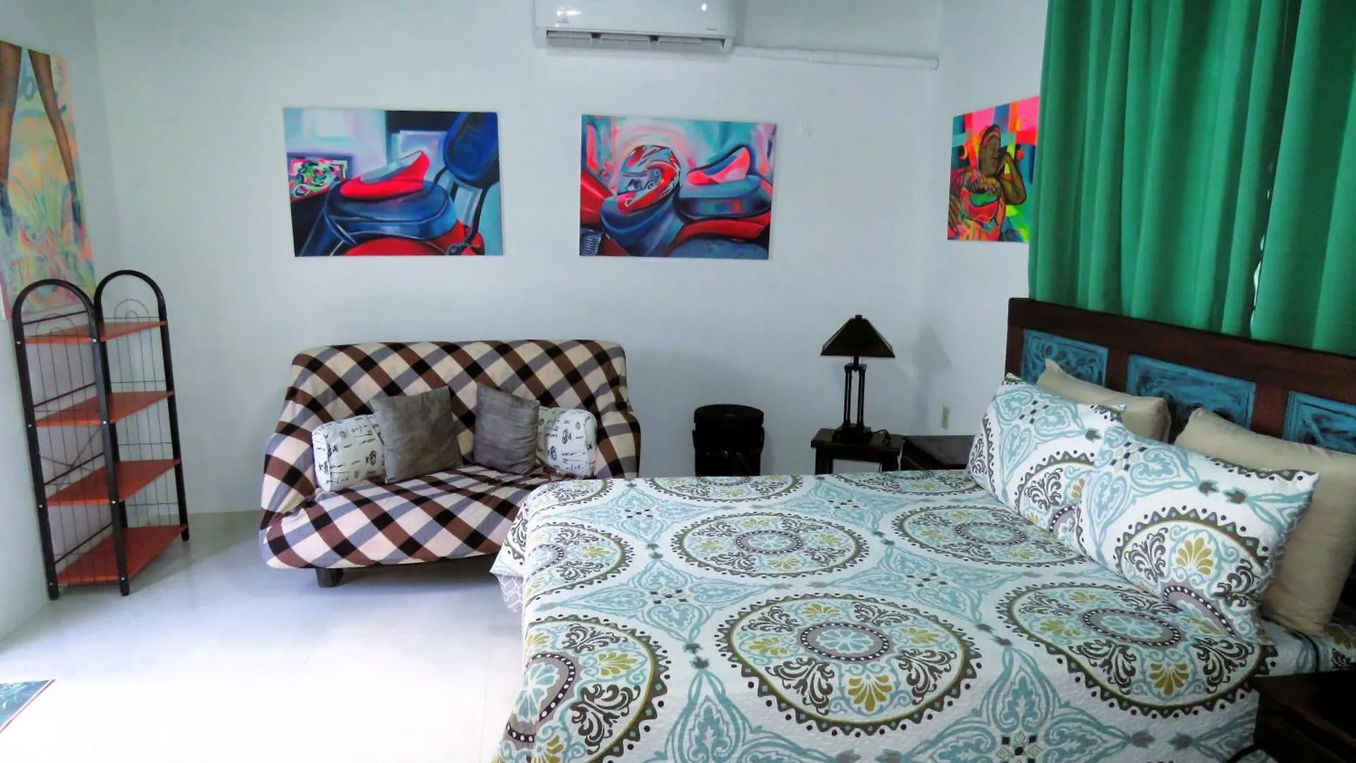 Apartment Artist Room Curacao Willemstad